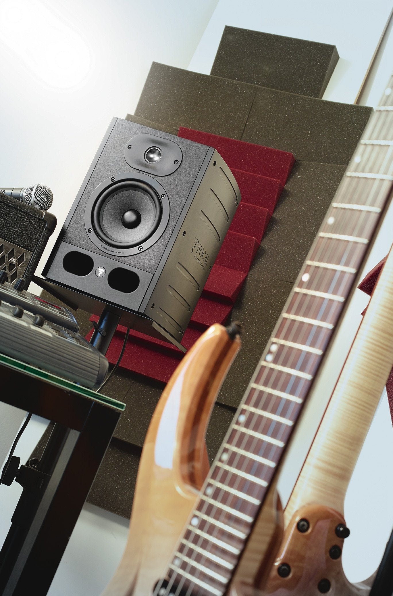 Alpha 50 Focal Monitor Profesional de Audio - klibtech