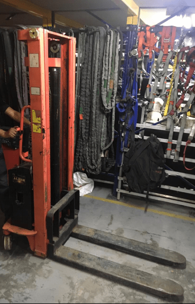 EMS E1500 Nike Colombia SA. Apiladora Eléctrica - Promoción - klibtech