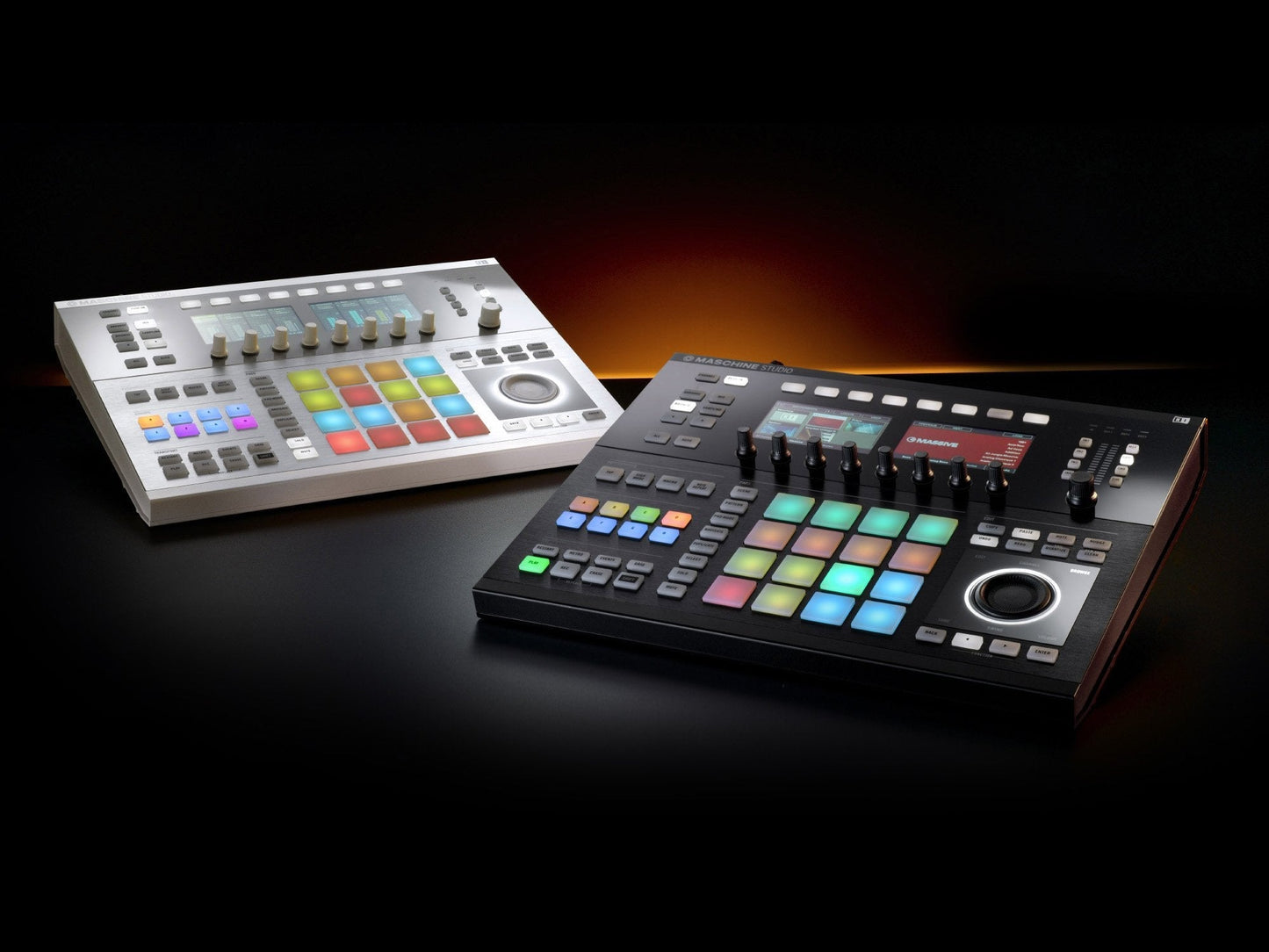 Maschine Studio Black Native Instrument Controlador de Audio - klibtech