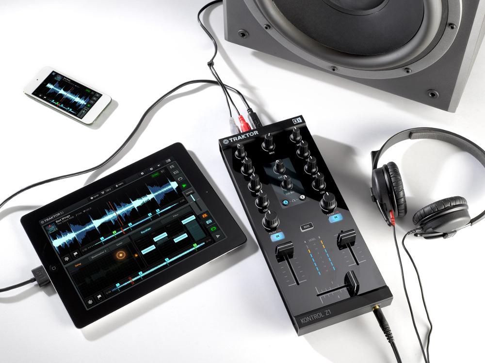 Traktor Kontrol Z1 Native Instruments Mezclador de Audio - klibtech